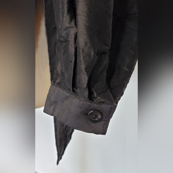 Deepa's black raw silk jacket. Size large. Excellent condition. - Picture 5 of 7